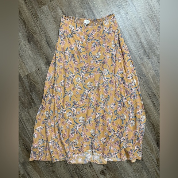 Japna • Boho Floral Faux Wrap Maxi Skirt - Picture 2 of 9